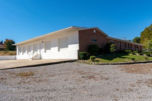 420 Dry Creek Rd, Smithville, TN 37166
